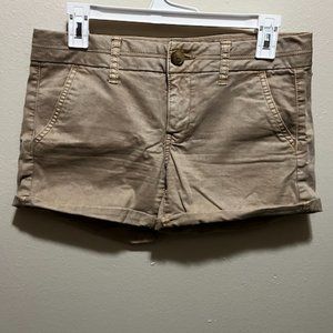American Eagle Size 4 Midi Women's Khaki Shorts